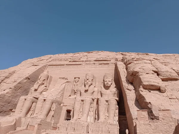 Abu Simbel Ancient Tomb Carved Stone Statues Egypt Africa — 图库照片