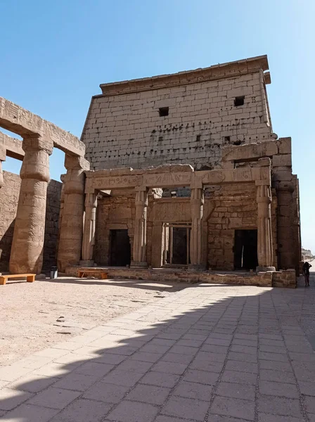Ruins Ancient Egyptian Temple Columns Full Hieroglyphs Egypt Africa — 图库照片