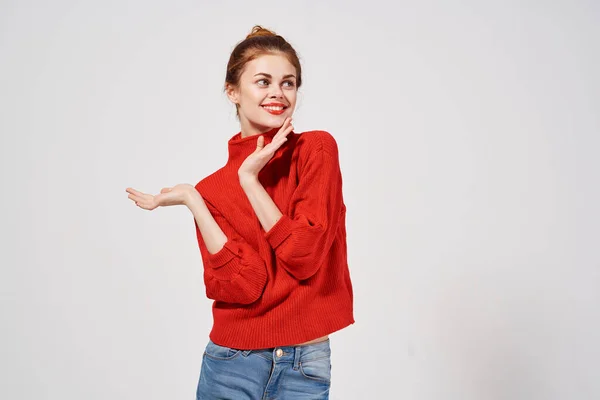 Mujer Moda Posando Sobre Fondo Claro Foto Alta Calidad — Foto de Stock