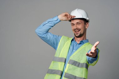 Erkek müteahhitlerin koruması. Çalışma mesleği.