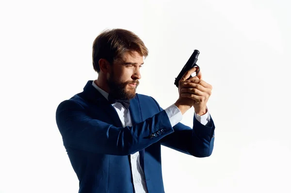 Gángster Masculino Con Pistola Las Manos Sobre Fondo Aislado Foto — Foto de Stock