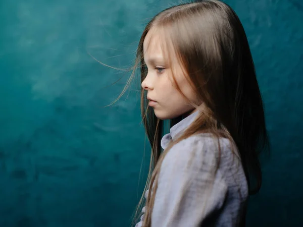 Girl in dress posing Studio emotions — Stock Photo, Image