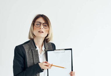 Dosyası boş bir iş kadını Boşluğu Kopyala