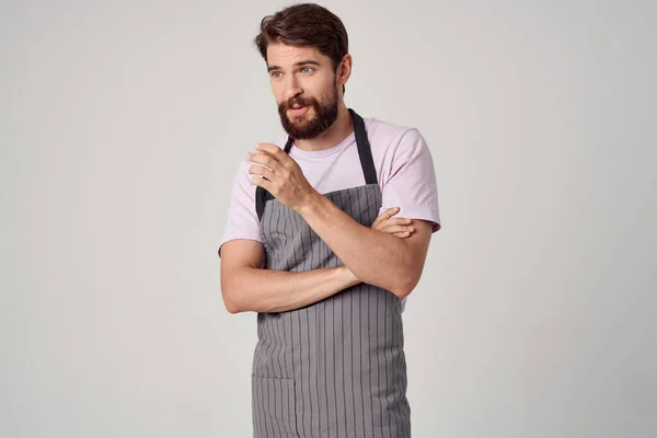 Homem em chefs uniforme restaurante gourmet profissionais indústria — Fotografia de Stock