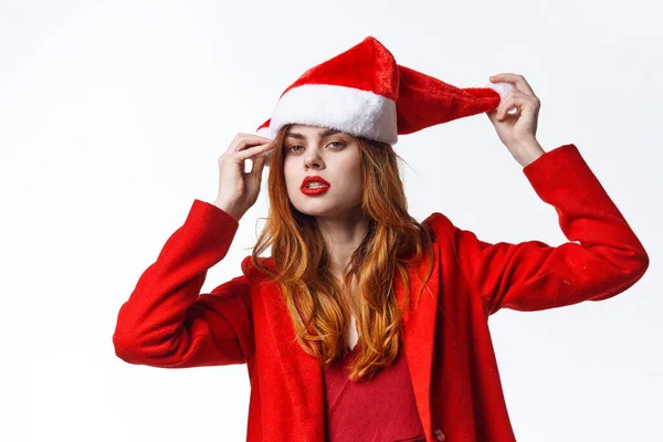 Жінка в костюмі Санти Різдвяні емоції позують моду — стокове фото