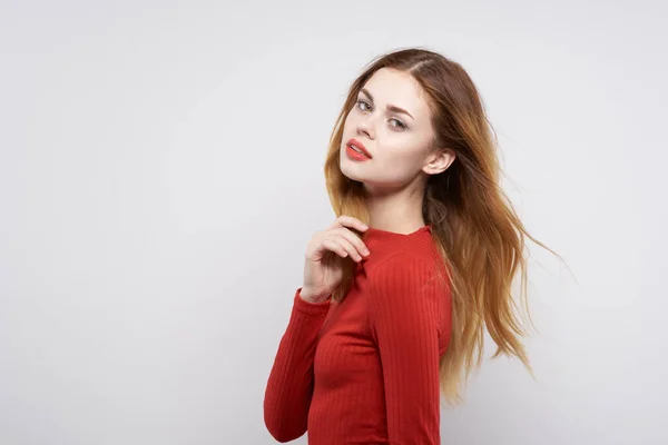 Hermosa Mujer Posando Sobre Fondo Aislado Foto Alta Calidad —  Fotos de Stock