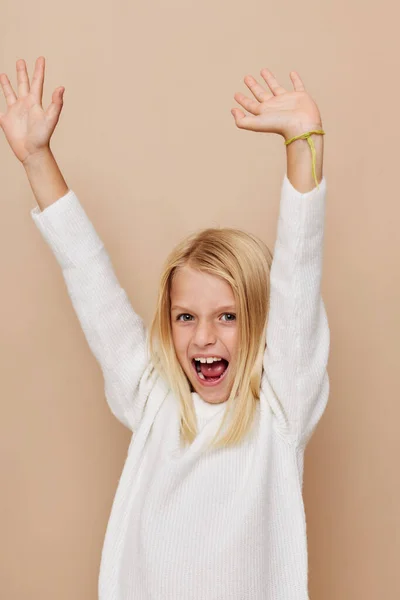 Criança Feliz Com Mãos Estúdio Posando Foto Alta Qualidade — Fotografia de Stock