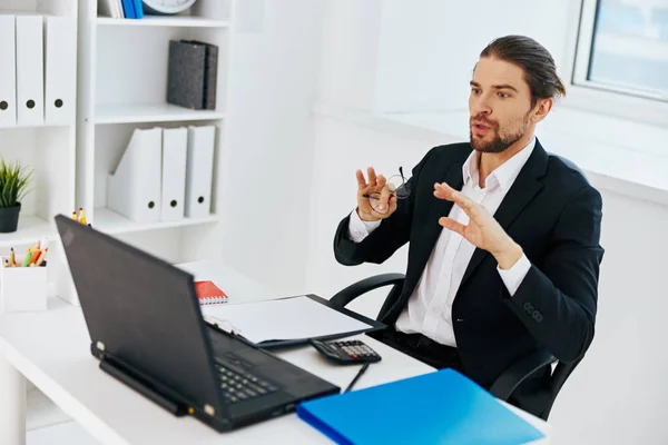 Geschäftsmann Telefon Laptop Arbeit Emotionen Exekutive — Stockfoto