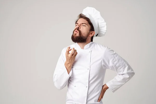 Maschio cuoco cucina lavoro mano gesti luce sfondo — Foto Stock