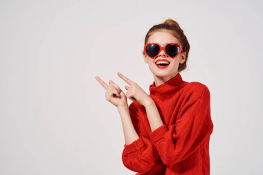 Kadın modern tarz güneş gözlüğü arka planı