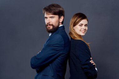 İş arkadaşları iletişim uzmanları çalışma ekibi