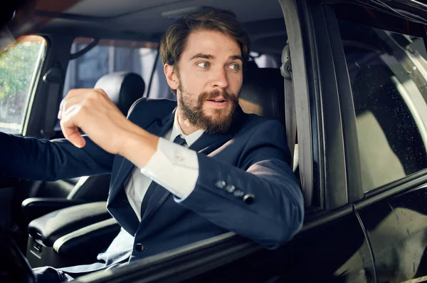 İş adamları resmi yolcu şoförü