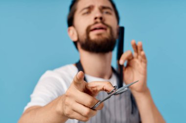 erkek kuaför modern saç stili hizmeti