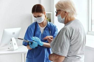 Kadın doktor profesyonel danışma ofisi