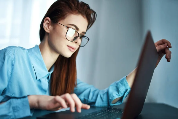 woman in front of laptop work fatigue lifestyle manager