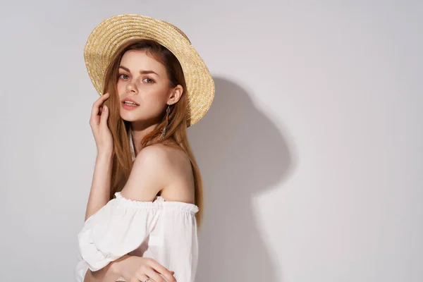 Hermoso Sombrero Mujer Sobre Fondo Aislado Foto Alta Calidad — Foto de Stock