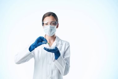 kadın doktor kimyasal çözümler biyolog araştırması izole edilmiş bir geçmiş