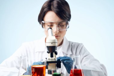Laboratuvar asistanı araştırma biyolojisi ekoloji deney analizi izinin izole edilmiş geçmişi