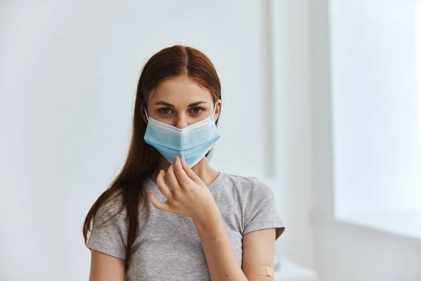 Mulher Com Máscara Médica Foto Alta Qualidade — Fotografia de Stock