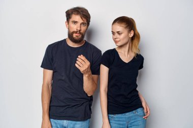 evli çiftler birlikte sosyalleşiyorlar moda stüdyosu hayatı tarzında.