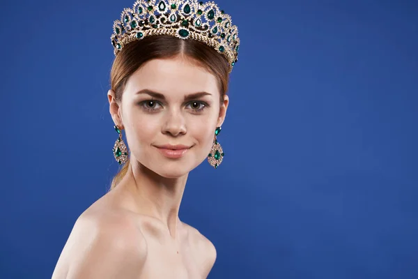 Principessa Corona Sfondo Blu Foto Alta Qualità — Foto Stock
