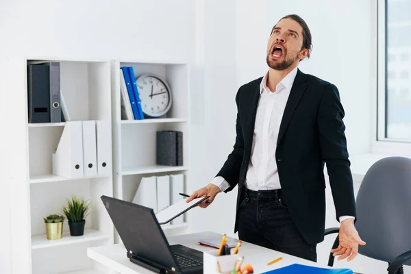 Man kontor arbete blå dokument mapp Livsstil — Stockfoto