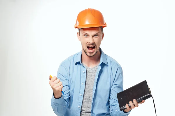 Homem em construção uniforme profissional trabalho isolado fundo — Fotografia de Stock
