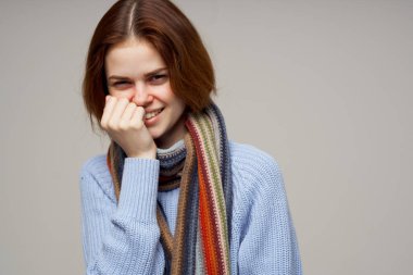 Kızıl saçlı kadın gribi virüsü. Sağlık hizmetleri izole edilmiş.