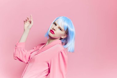 bayan parlak makyaj moda pembe arka plan