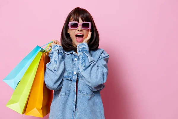 Retrato mulher compras na loja divertido entretenimento Estilo de vida moda — Fotografia de Stock