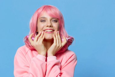 Kadın dudak boyuyor Glamor Kozmetik kırpılmış manzara