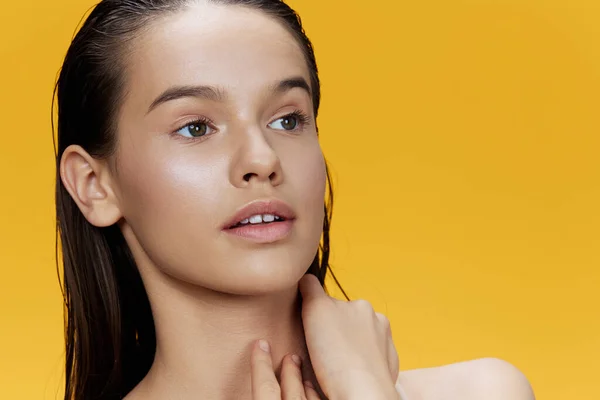 Bruna pelle pulita salute attraente aspetto cosmetologia primo piano Stile di vita — Foto Stock