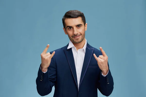 Zakenman portret blauw pak hand gebaren emoties geïsoleerde achtergrond — Stockfoto