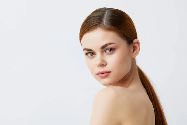 Hermosa Mujer Posando Sobre Fondo Aislado Foto Alta Calidad —  Fotos de Stock