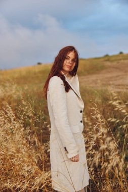 Güzel kadın ceketi hasat zamanı. Yüksek kalite fotoğraf