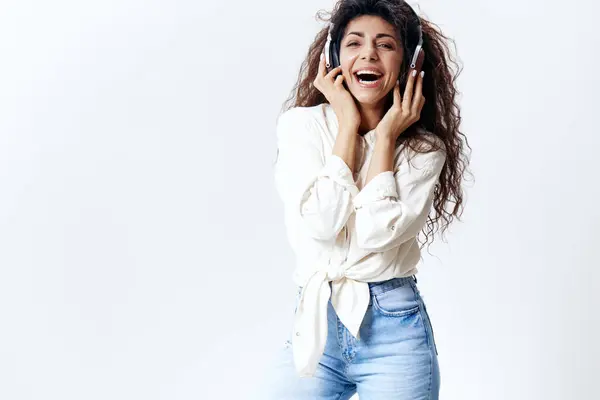 Laughing Curly Pretty Latin Woman Listening Cool Playlist Headphones Singing — Stock Photo, Image