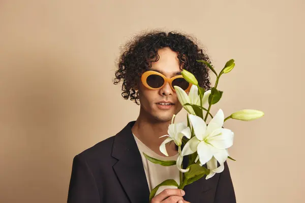 Funny Cute Handsome Tanned Curly Man Trendy Sunglasses Hold Lilies — Stock Photo, Image