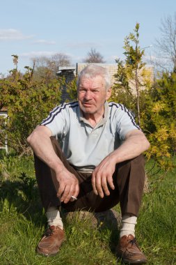 Gerçekten yaşlı adam