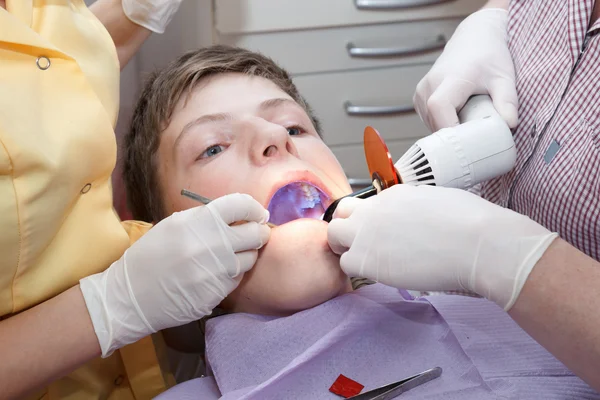 Dental treatment — Stock Photo, Image