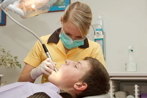 No dentista — Fotografia de Stock