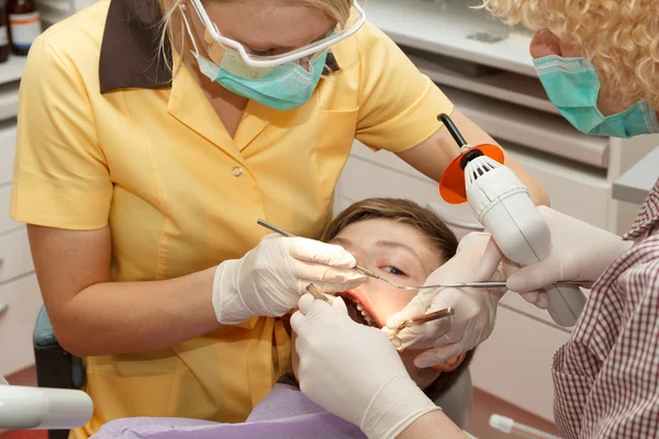 Dentist at work — Stock Photo, Image