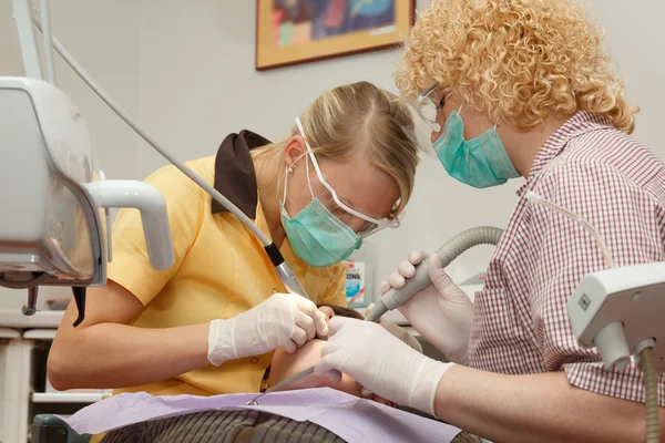 Dental treatment — Stock Photo, Image