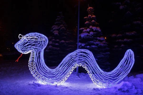 Serpente leggero. Decorazione di Capodanno — Foto Stock