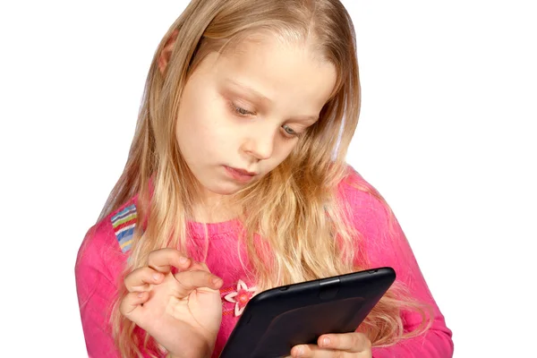 Meisje met behulp van ebook reader — Stockfoto