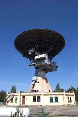radyo teleskop antenna.irbene, Letonya