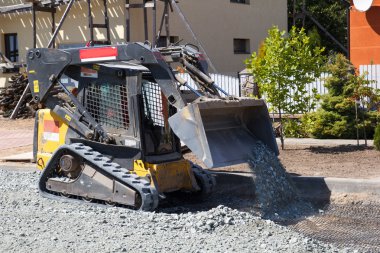 küçük Ekskavatör çalışma
