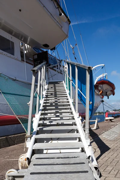 Trap on a cruise boat — Stock Photo, Image