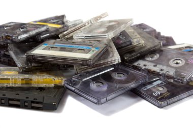 Ses kompakt kaset yığını