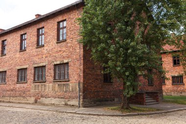 Polonya 'daki Auschwitz-Birkenau Nazi toplama kampı müzesi. Auschwitz Oswiecim II. Dünya Savaşı ve Yahudi Soykırımı sırasında işgal altındaki Polonya 'daki Yahudi hapishanesi
