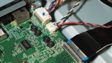 Devre tamiri. Elektronik donanım modern teknoloji. Anakart dijital kişisel bilgisayar çipi. Teknoloji bilimi geçmişi. Entegre iletişim işlemcisi. Bilgi mühendisliği bileşeni